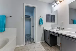 1305 Greenbriar Ln, McKinney, TX 75069 - Photo 13