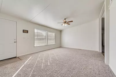 817 Kaufman Street, Rosser, TX 75157 - Photo 5