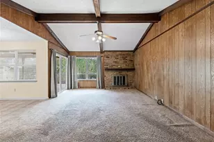 502 Charlotte St, Greenville, TX 75402 - Photo 15