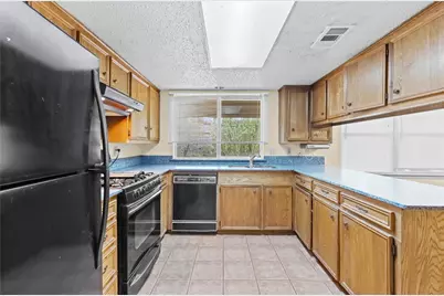 502 Charlotte Street, Greenville, TX 75402 - Photo 5