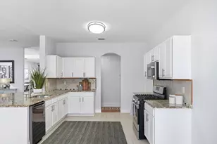 529 Roundrock Ln, Fort Worth, TX 76140 - Photo 15