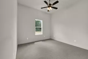 305 Wrangler Ct, Weatherford, TX 76088 - Photo 31