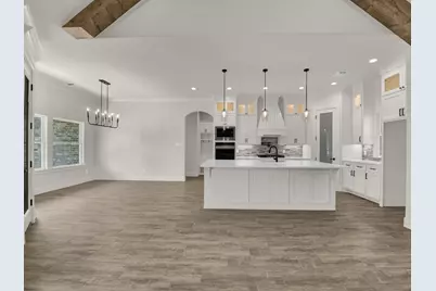 305 Wrangler Court, Weatherford, TX 76088 - Photo 17