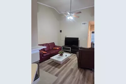 408 Pebble Way #253, Arlington, TX 76006 - Photo 5