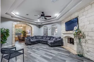 7419 Barberton Dr, Houston, TX 77036 - Photo 5