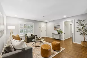 10525 Estate Ln, Dallas, TX 75238 - Photo 3