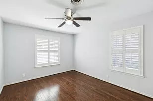 10525 Estate Ln, Dallas, TX 75238 - Photo 17