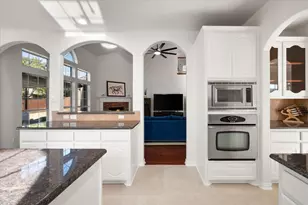 2811 St Maria Dr, Mansfield, TX 76063 - Photo 11