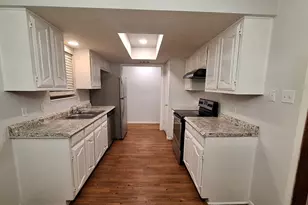 225 Los Santos Dr, Garland, TX 75043 - Photo 11