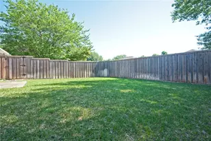 225 Los Santos Dr, Garland, TX 75043 - Photo 3