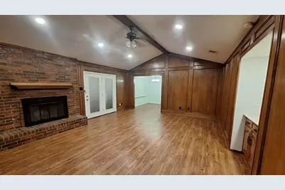 225 Los Santos Drive, Garland, TX 75043 - Photo 5