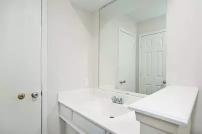 225 Los Santos Drive, Garland, TX 75043 - Photo 15