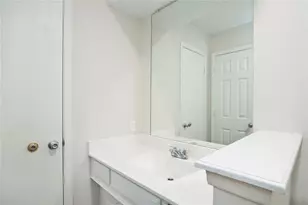 225 Los Santos Dr, Garland, TX 75043 - Photo 15