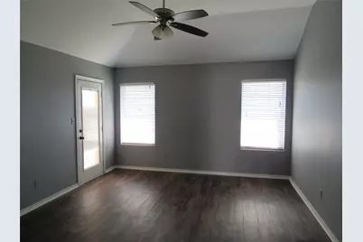 105 Wildcat Drive, Lacy Lakeview, TX 76705 - Photo 7