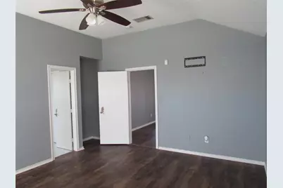 105 Wildcat Drive, Lacy Lakeview, TX 76705 - Photo 9