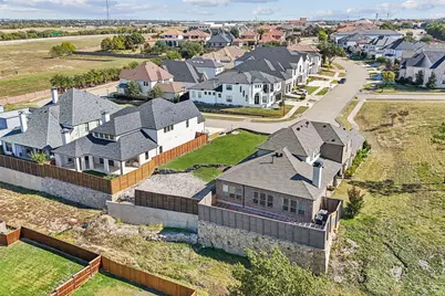 6621 Saxony Court, Frisco, TX 75034 - Photo 9