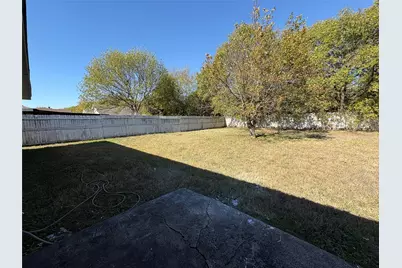 2737 Gant, Lancaster, TX 75134 - Photo 17