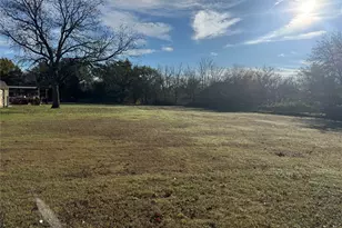 205 College St, Chico, TX 76431 - Photo 31