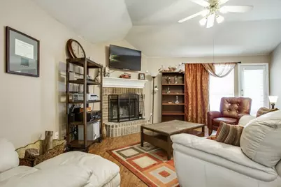 4408 Emerald Leaf Drive, Mansfield, TX 76063 - Photo 7