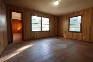 801 N Houston St, Lorena, TX 76655 - Photo 11