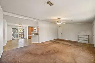 221 N Kemp St, Mabank, TX 75147 - Photo 5