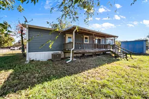 221 N Kemp St, Mabank, TX 75147 - Photo 33