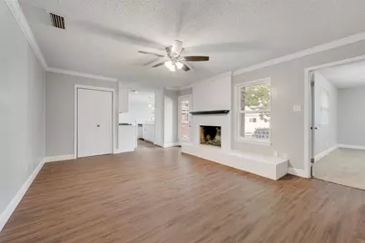 1909 Green Apple Lane, Arlington, TX 76014 - Photo 5