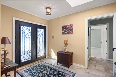 1517 Lakeview Court, Granbury, TX 76048 - Photo 3