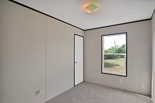 6624 Sunset Cove Ct, Granbury, TX 76049 - Photo 13