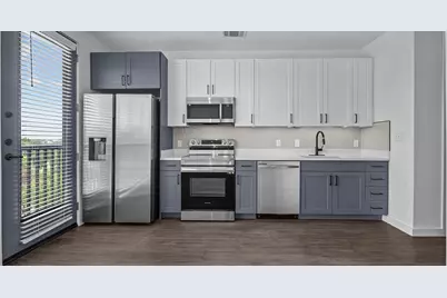 1100 N Zang Boulevard #106, Dallas, TX 75203 - Photo 5