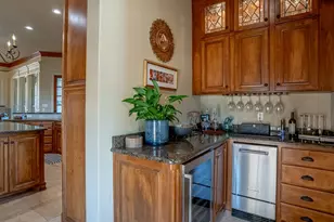 3400 Sundance Ct, Granbury, TX 76049 - Photo 13