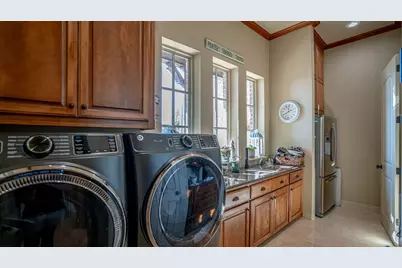 3400 Sundance Court, Granbury, TX 76049 - Photo 15