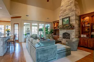 3400 Sundance Ct, Granbury, TX 76049 - Photo 9