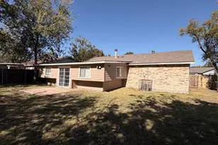 1722 Dorchester Dr, Arlington, TX 76014 - Photo 27