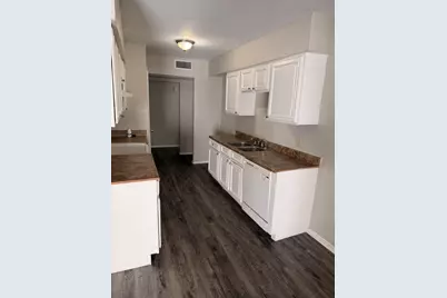 1722 Dorchester Drive, Arlington, TX 76014 - Photo 9