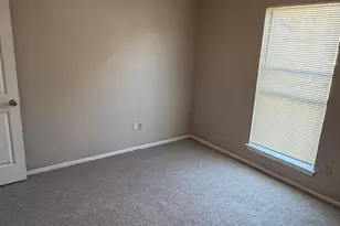 1722 Dorchester Dr, Arlington, TX 76014 - Photo 15