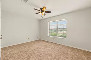 7401 Windcrest Ct N, North Richland Hills, TX 76182 - Photo 27