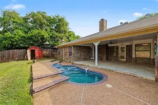 7401 Windcrest Ct N, North Richland Hills, TX 76182 - Photo 37