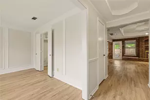 7401 Windcrest Ct N, North Richland Hills, TX 76182 - Photo 17