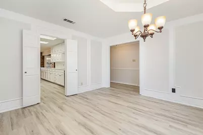 7401 Windcrest Court N, North Richland Hills, TX 76182 - Photo 11