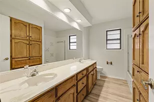 7401 Windcrest Ct N, North Richland Hills, TX 76182 - Photo 33