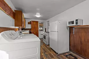 205 College St, Chico, TX 76431 - Photo 15