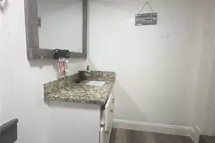 3611 Avenue H, Fort Worth, TX 76105 - Photo 11