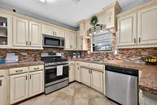 203 Red River Dr, Whitesboro, TX 76273 - Photo 15