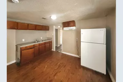 1607 Southtrees Street, Irving, TX 75060 - Photo 7