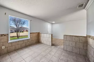 1609 Jester Ct, Little Elm, TX 75036 - Photo 5