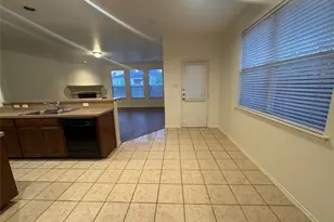 1140 Beaverwood Ln, Crowley, TX 76036 - Photo 11