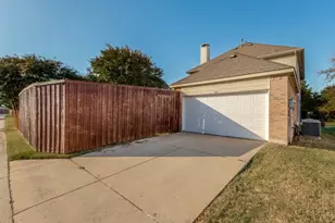 1807 Granite Rapids Dr, Frisco, TX 75036 - Photo 25