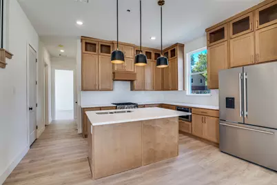 901 Sam Houston Street, Rockwall, TX 75087 - Photo 3