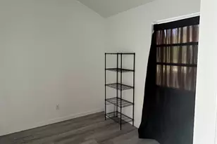 414 Cowan St, Bowie, TX 76230 - Photo 9